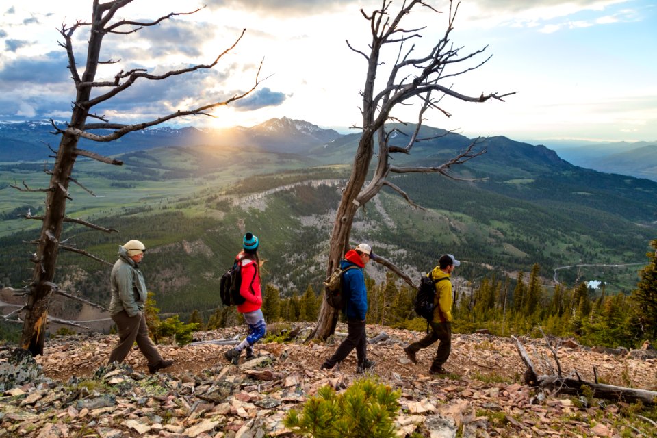 Hikers descending from the summit of Bunsen Peak