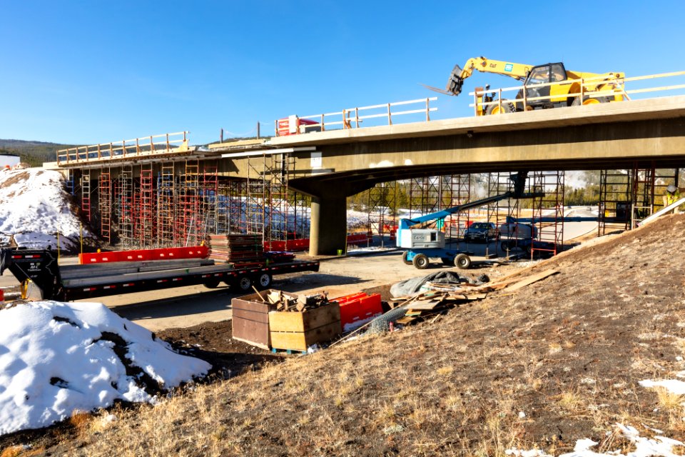 Old Faithful Overpass construction project: views from the northbound lane