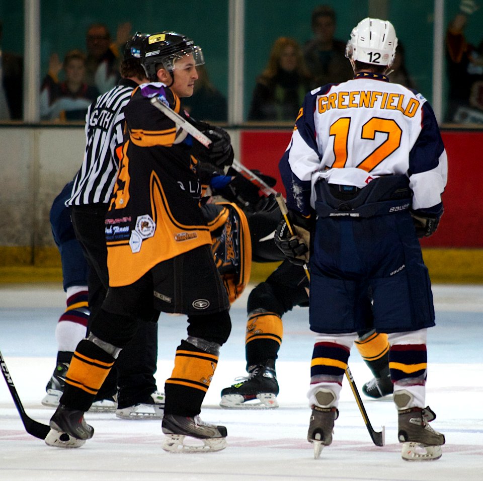 Guildford Flames Vs Bracknell Bees