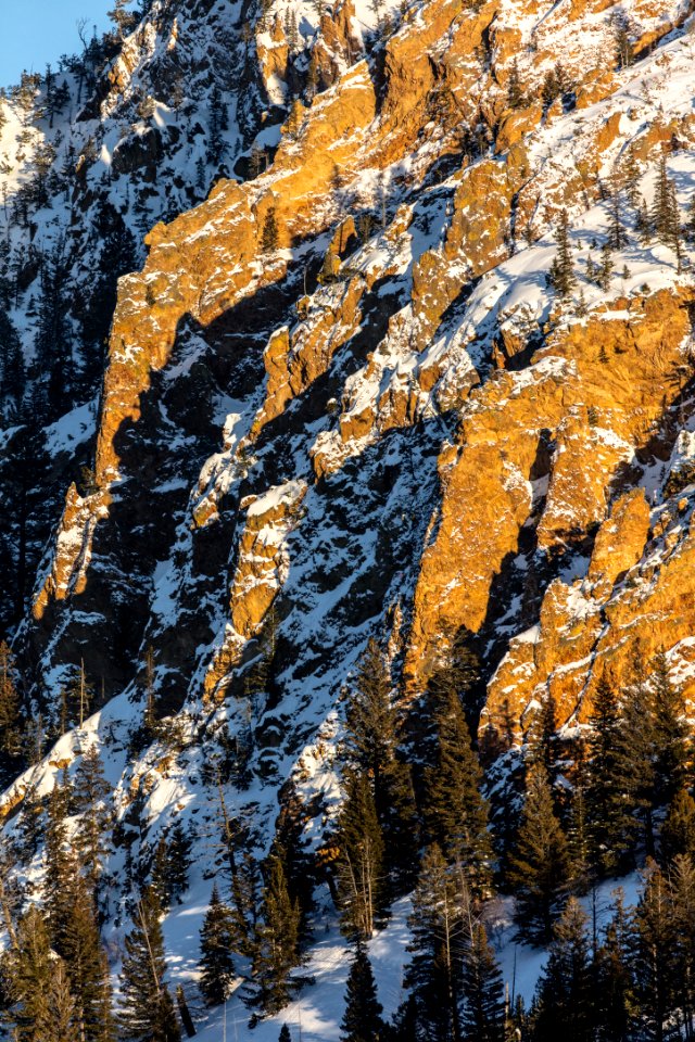 Last light on the fins of Bunson Peak photo