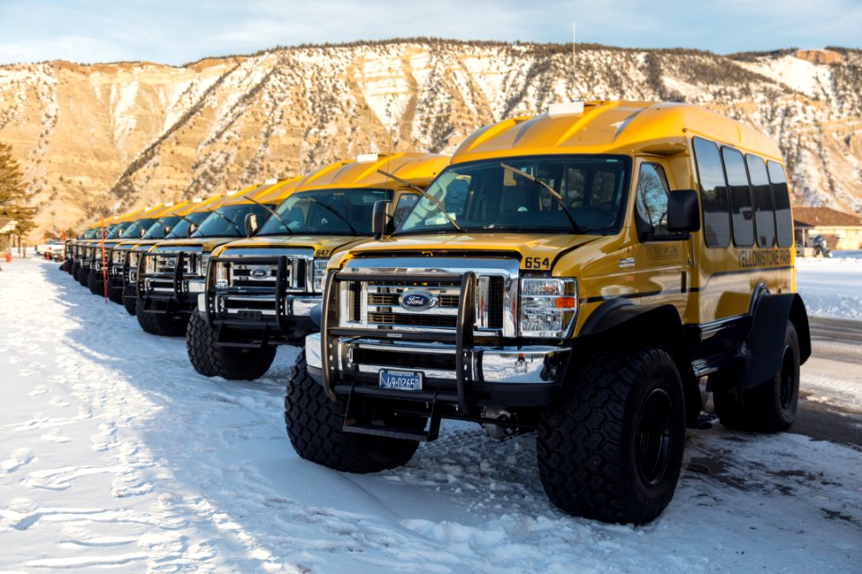 Snowcoaches prepare for winter season (2)