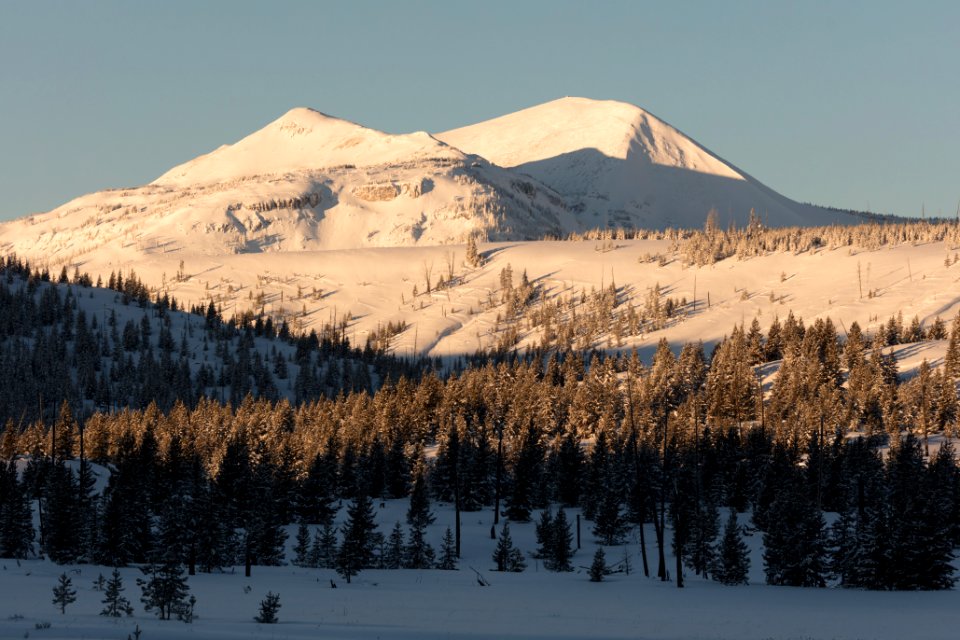 Morning light on Trilobite Point and Mt. Holmes photo