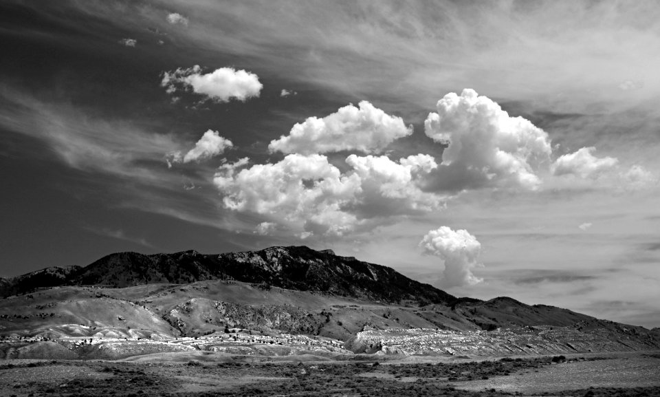 MOUNTAIN & SKY LAYERS (7-14-2019) near castle garden rock art site, fremont co, wy -01 (2) BW