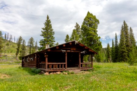 USFS Hellroaring Station (2)
