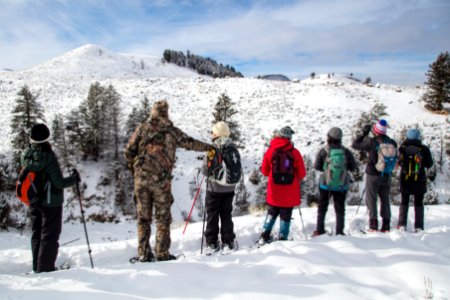 Yellowstone Forever Cougar course - Snowshoeing Junction Butte photo