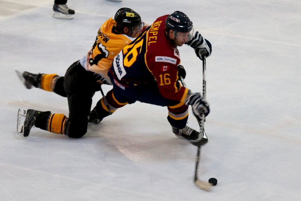 Guildford Flames At Bracknell Bees
