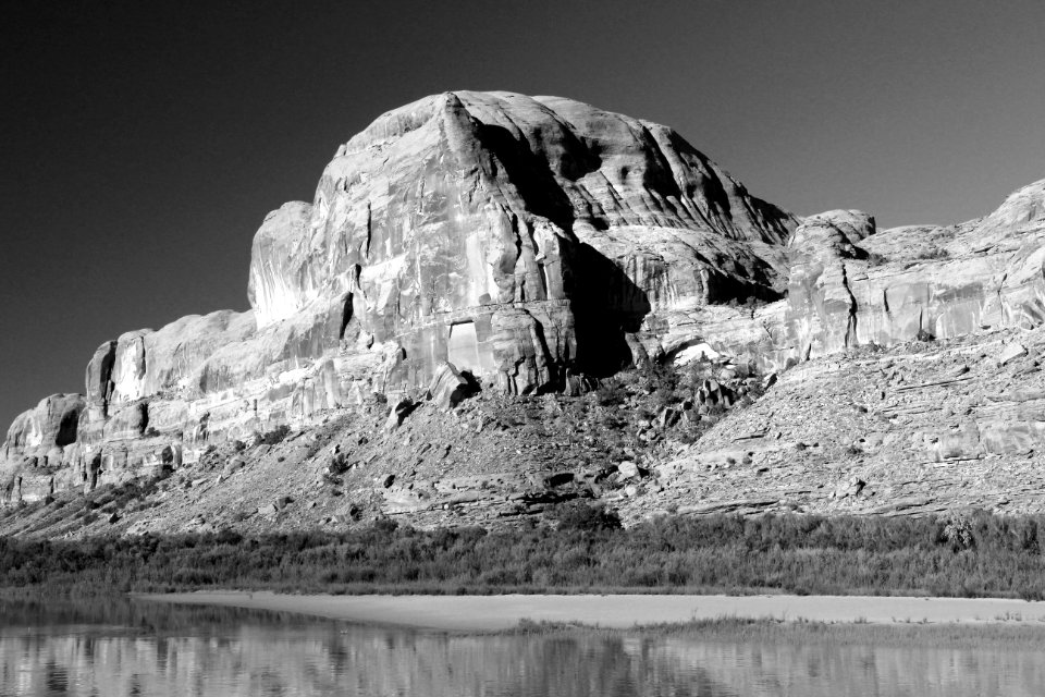 MOAB AREA, GRAND CO, UTAH - 2017 - 5 - 10 - gold bar campground, down-river from moab, utah -09 -BW