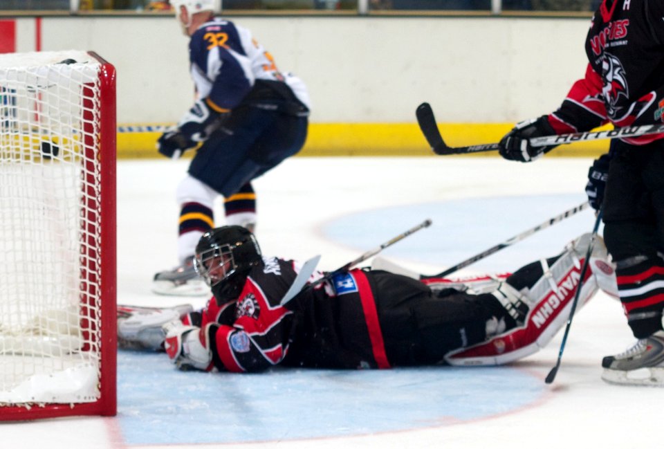Guildford Flames Vs Basingstoke Bison