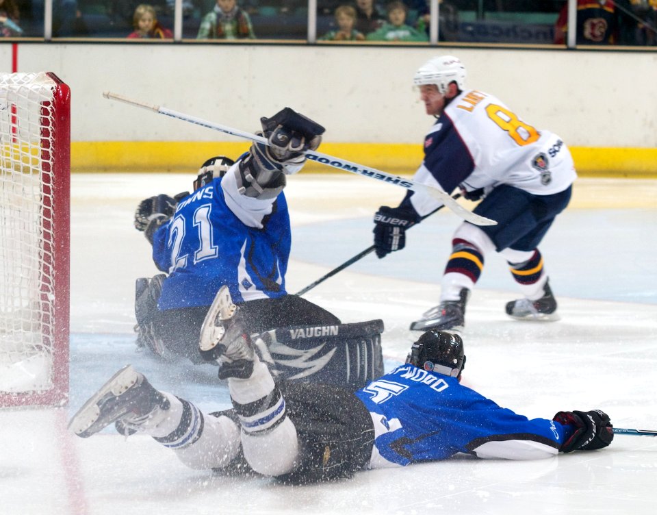 Guildford Flames Vs Sheffield Steeldogs