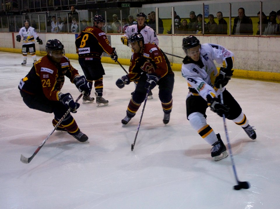 Guildford Flames at Milton Keynes