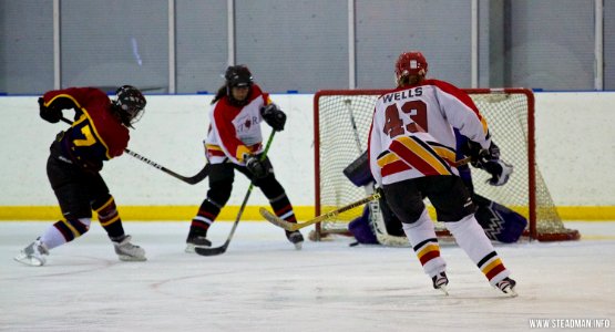 Guildford Lightning At Streatham Storm