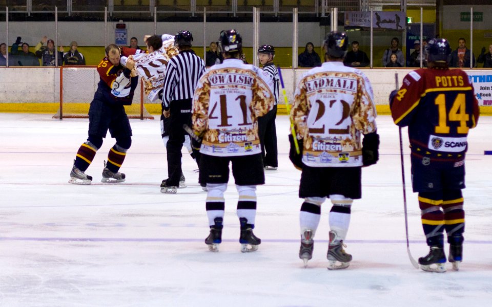 Guildford Flames At Milton Keynes Lightning