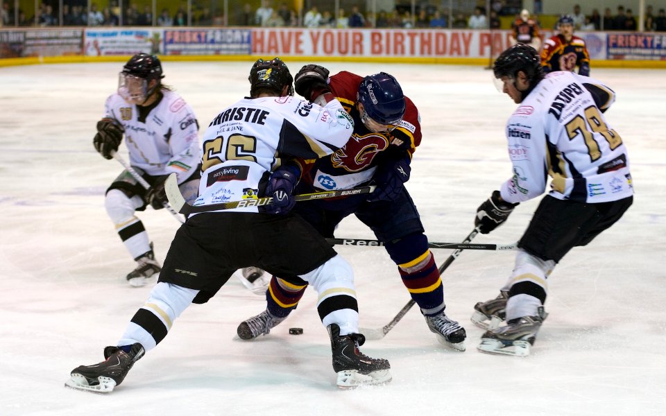 Cup Final - Guildford Flames Vs Milton Keynes Lightning
