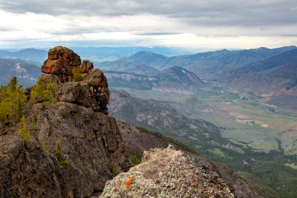 Views of Yellowstone River from Sepulcher Mountain