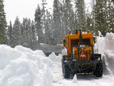 Pushing snow to the blower at Lewis River (2)