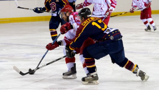 Guildford Flames At Swindon Wildcats photo