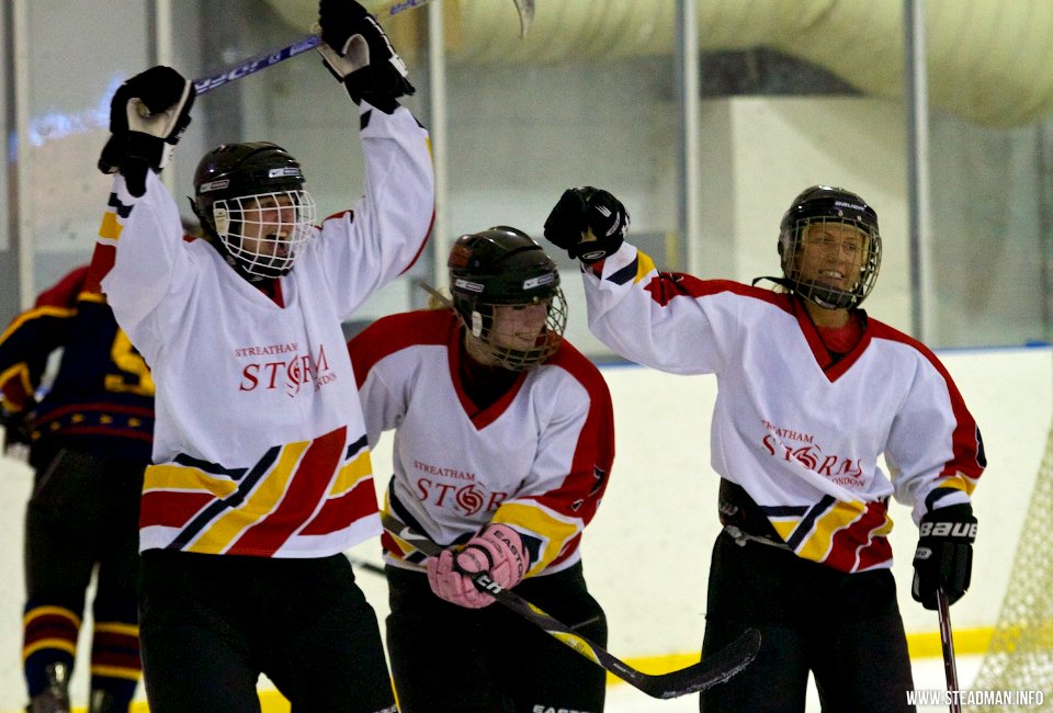 Guildford Lightning At Streatham Storm