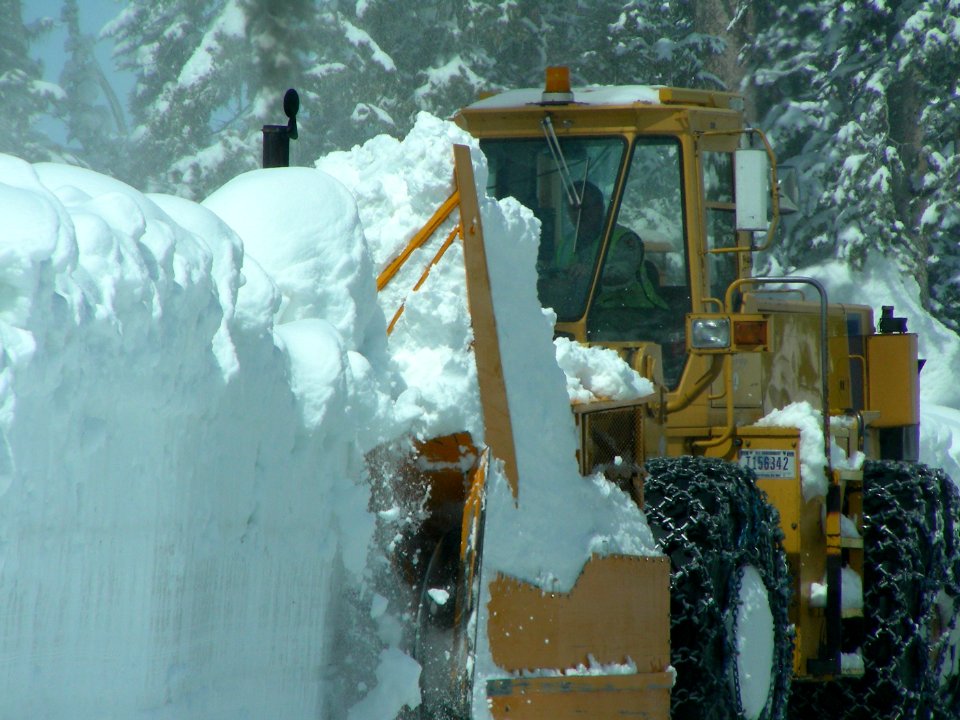 Jerry Taylor making snow fly at Lewis Lake Campground