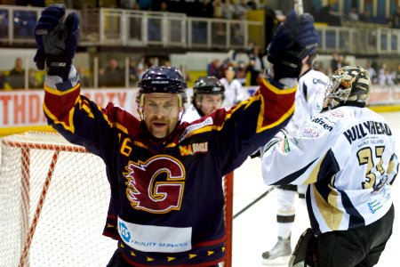 Cup Final - Guildford Flames Vs Milton Keynes Lightning