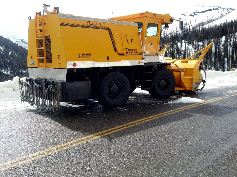 WYDOT equipment on Sylvan Pass