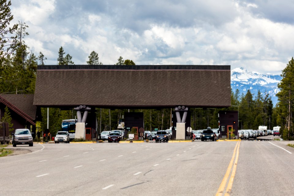 West Entrance gate (2)