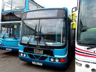 A set of photos of the last weeks of New Enterprise Coaches running from their Tonbridge Home since 1974. In a few weeks time they move to the new Arriva Depot in Kingstanding Way Tunbridge Wells. At the moment only 3 coach drivers are moving to Tunbridge photo