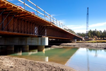 Pelican Creek Bridge project: view of the bridge from the Pelican Creek (2)