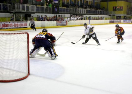 Guildford Flames At Milton Keynes Lightning