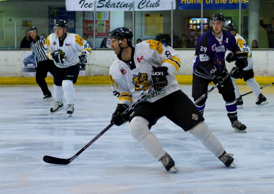 Bracknell Bees Vs Manchester Pheonix