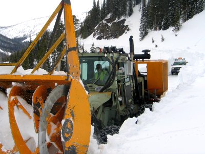 Brett Athas in the Hough Loader on Sylvan