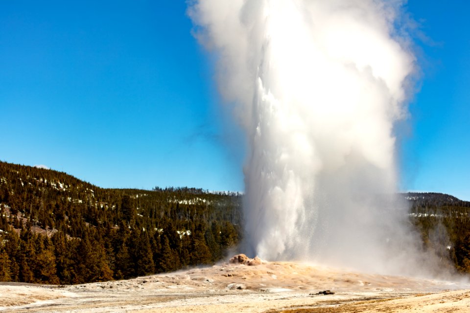 Old Faithful Geyser eruption opening day 2019