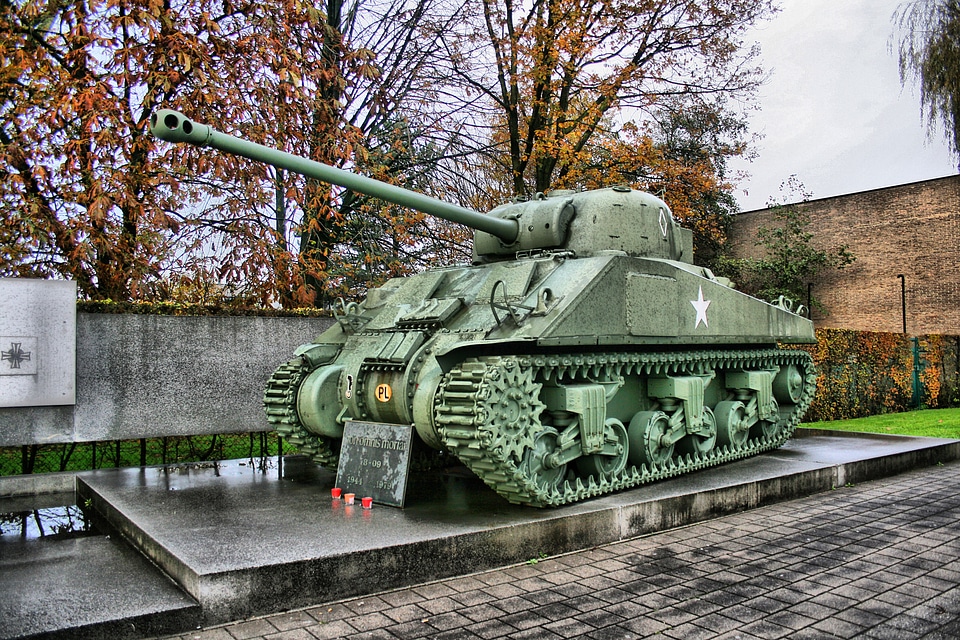 Canon sculpture europe