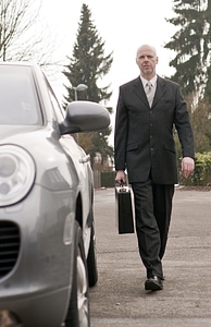 Briefcase auto road