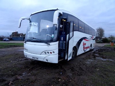 Please wipe your feet before getting on the coach.