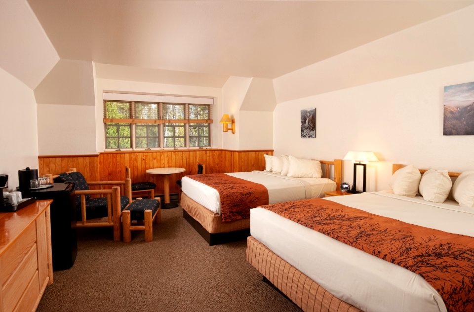 Canyon Lodge premium room