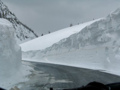 Deep snow on Sylvan (7)