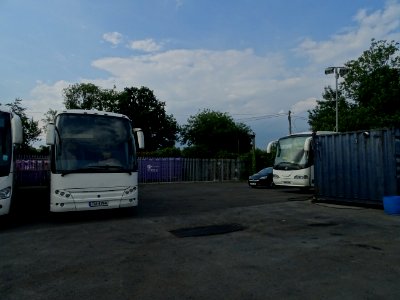 A set of photos of the last weeks of New Enterprise Coaches running from their Tonbridge Home since 1974. In a few weeks time they move to the new Arriva Depot in Kingstanding Way Tunbridge Wells. At the moment only 3 coach drivers are moving to Tunbridge photo