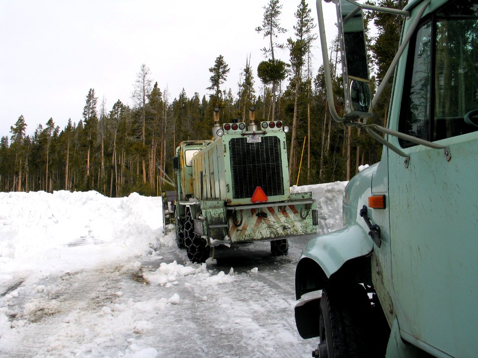 Plowing Craig Pass (15)