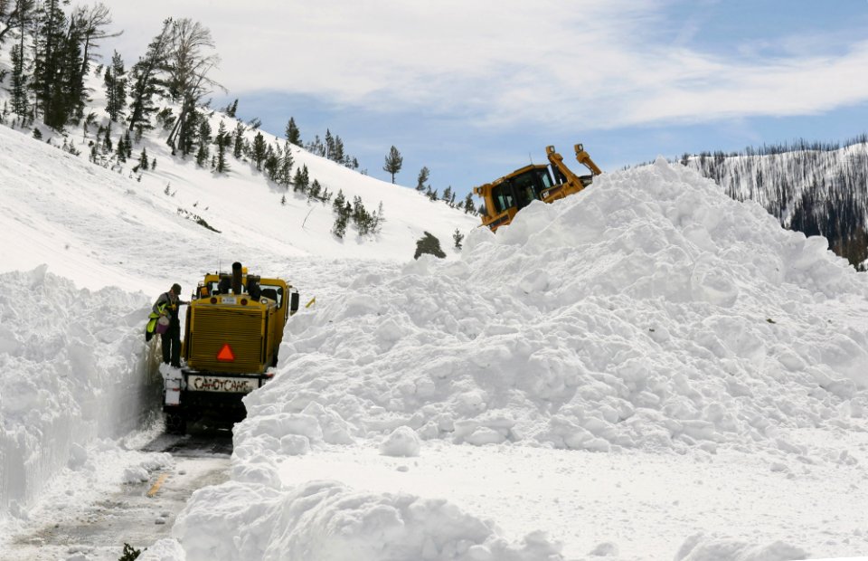 Opening Sylvan Pass (image #8874)
