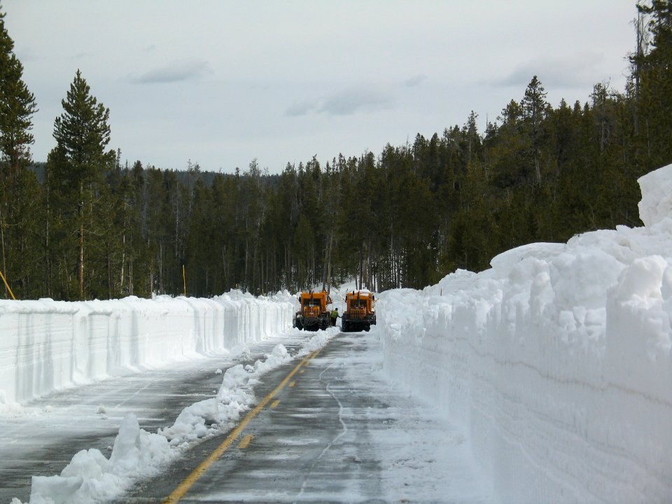 Plowing Craig Pass (4)