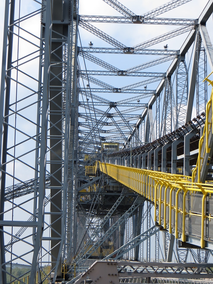 Conveyor bridge partial view boom