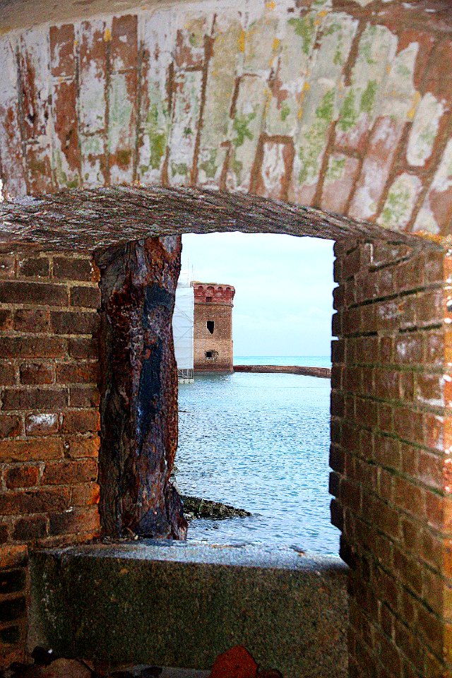 47 - FT JEFFERSON, Garden & Bush Keys, May 2-5, 2014