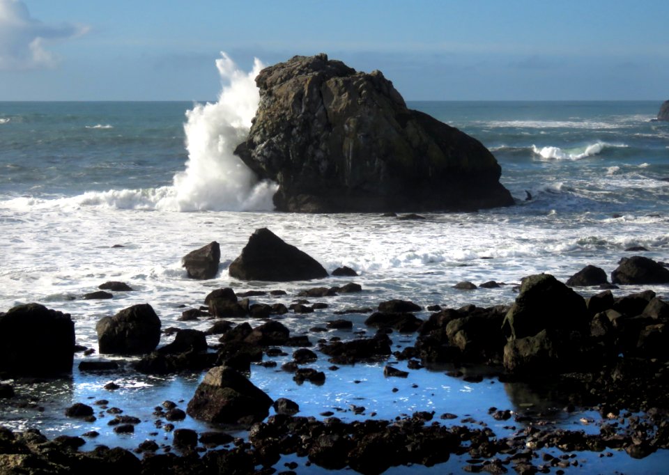 010 - BATTERY POINT LIGHTHOUSE & PEBBLE BEACH DRIVE (1-7-2021) crescent city, del norte co, ca -33