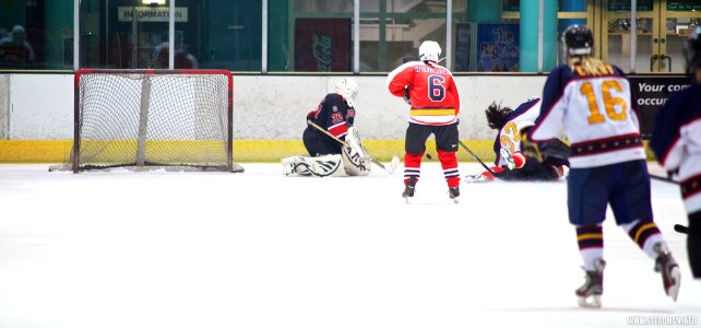 Ice Hockey - Guildford Lightning Vs Streatham Storm
