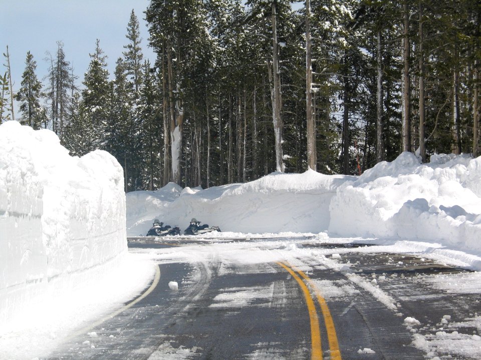 Lewis River Parking lot (3)