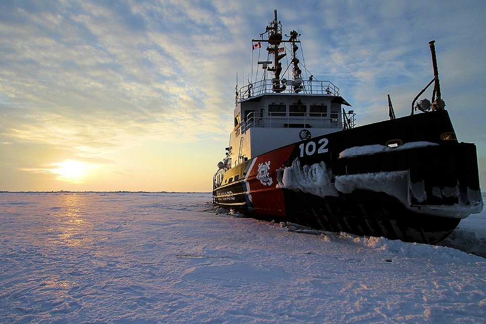 Cold vessel military