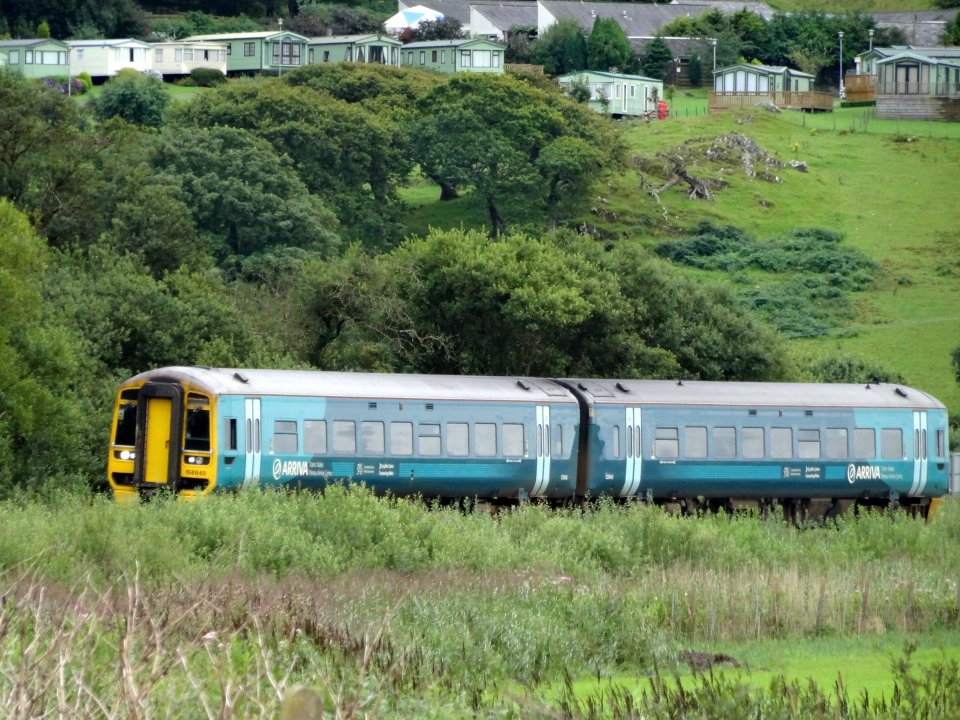BARMOUTH ESTUARY TRAINS