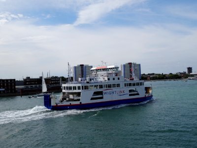 MV WIGHT SUN PORTSMOUTH FISHBOURNE RELIEF SHIP