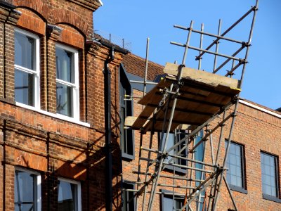 HIGH STREET SEVENOAKS KENT SCAFFOLDING HIT BY HGV