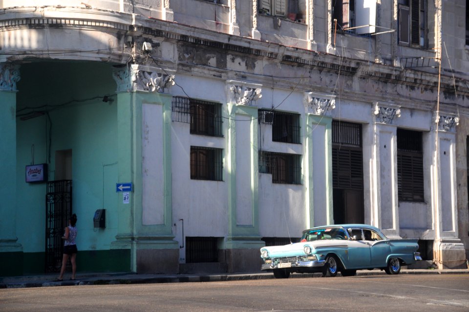 On the corner of San Lazaro and Galiano